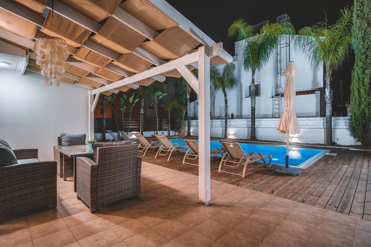 Amphitrite Villa Paralimni Eksteriør billede