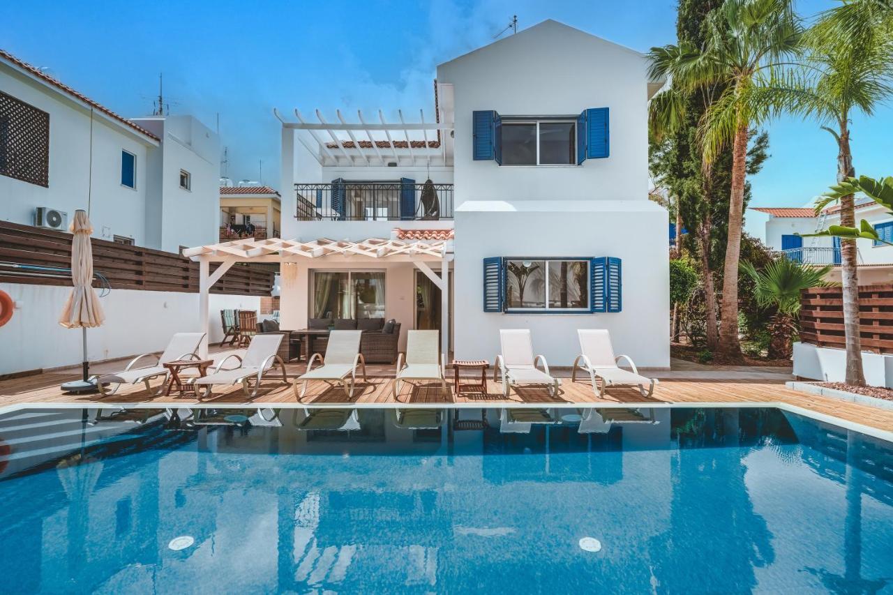 Amphitrite Villa Paralimni Eksteriør billede